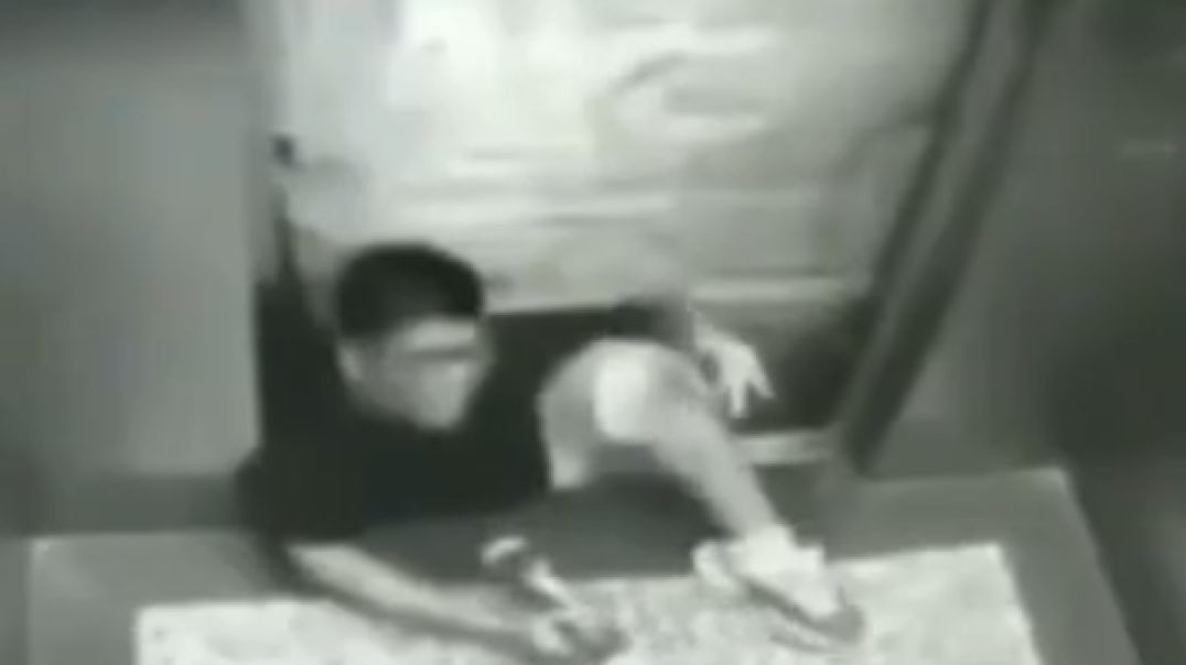 elevator starts too early