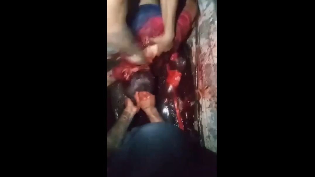 ⁣CV Gang Members Behead Rival With A Sharp Kitchen Knife